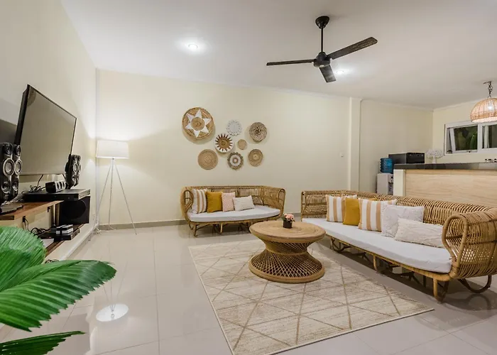 Villa Melati - *